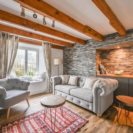 Cosy Bake Cottage, Great Location In Looe, Cornwall Сasa de vacaciones Looe