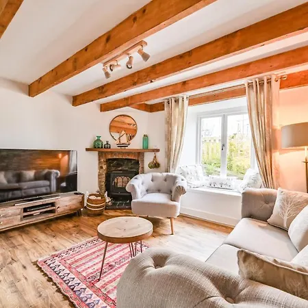 Cosy Bake Cottage, Great Location In Looe, Cornwall Looe